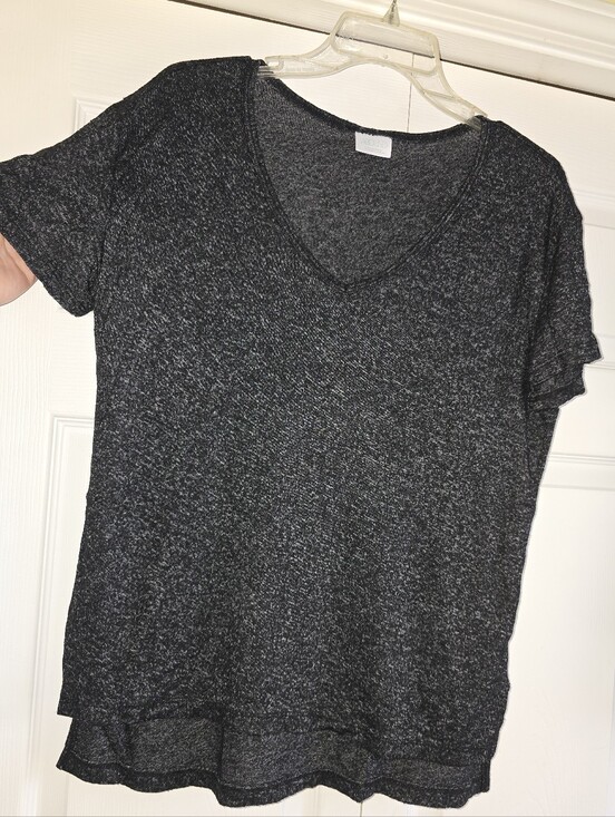 Abound Tops - Abound Charcoal V-Neck Short Sleeve Top Small Medium